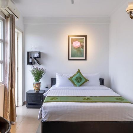 Charming Riverside Hotel هوي المظهر الخارجي الصورة