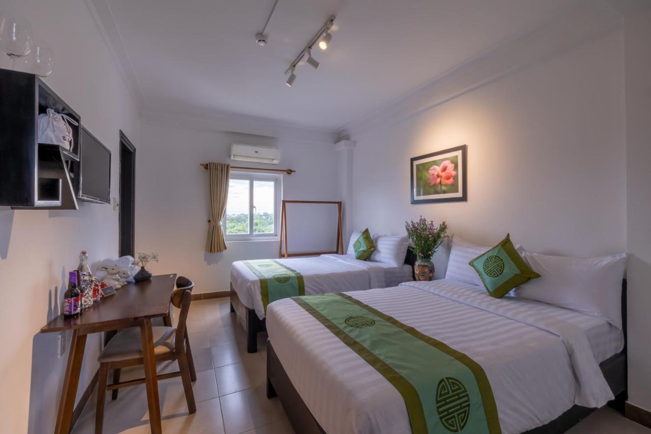 Charming Riverside Hotel هوي المظهر الخارجي الصورة