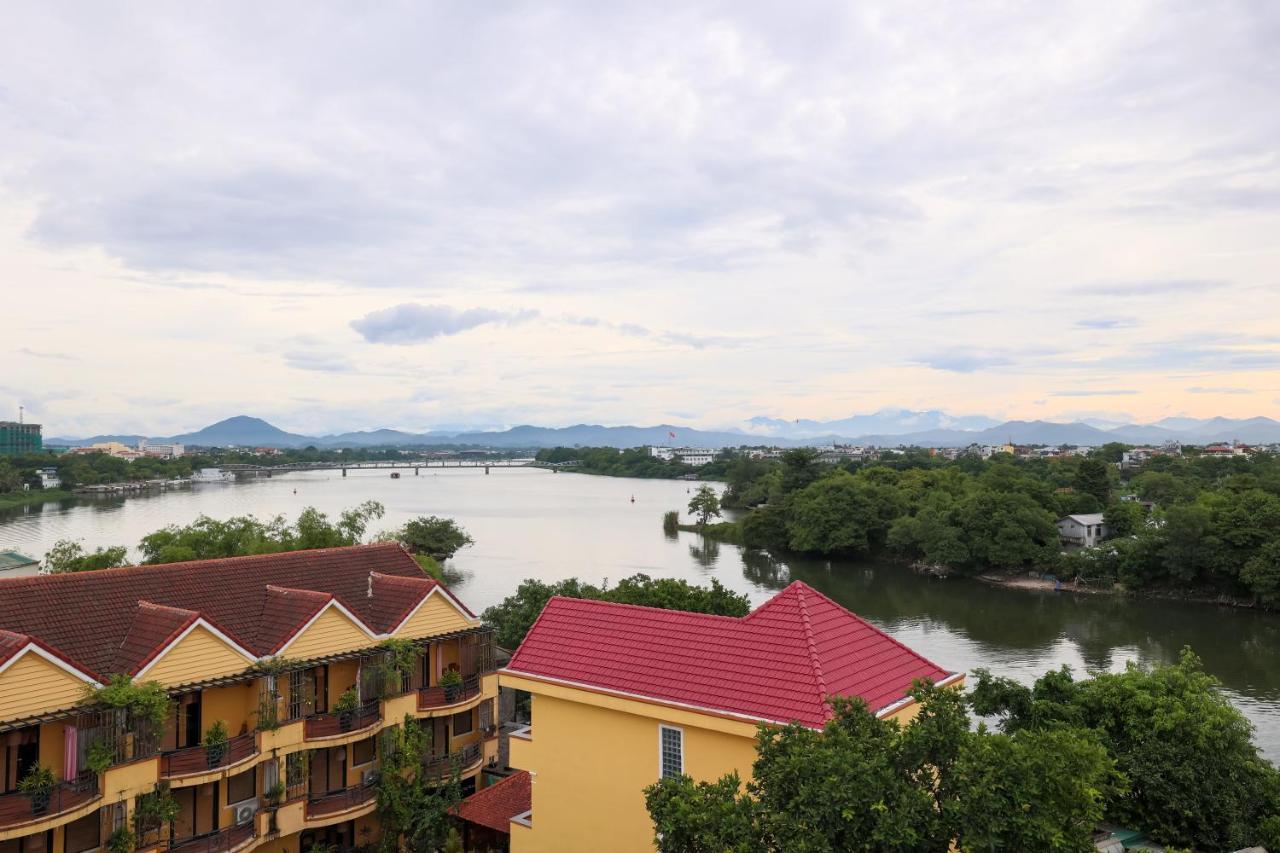 Charming Riverside Hotel هوي المظهر الخارجي الصورة