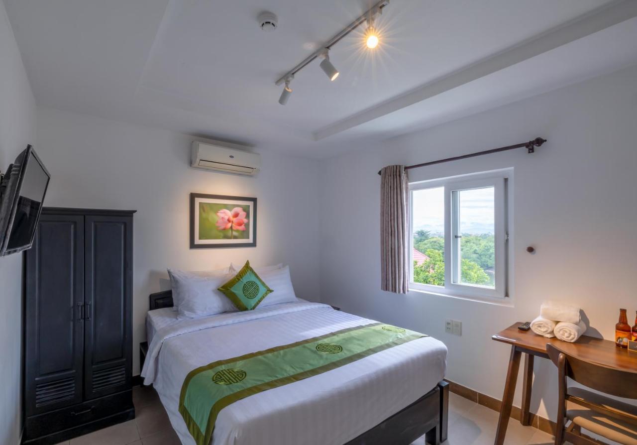 Charming Riverside Hotel هوي المظهر الخارجي الصورة