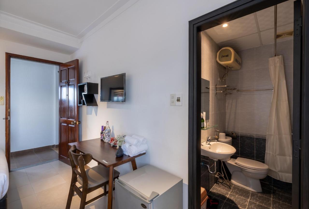 Charming Riverside Hotel هوي المظهر الخارجي الصورة