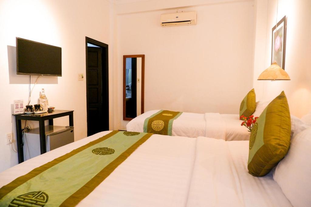 Charming Riverside Hotel هوي المظهر الخارجي الصورة