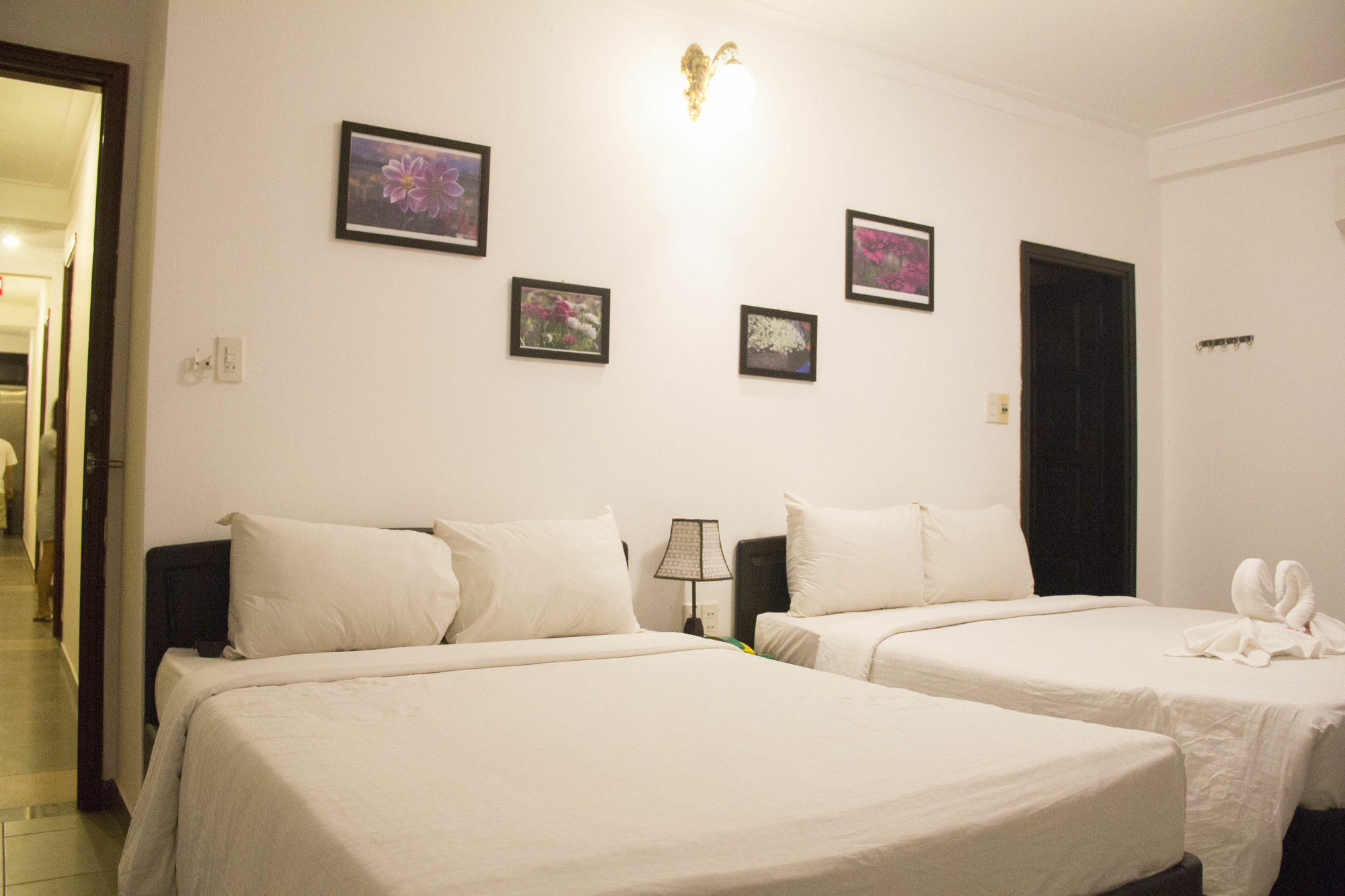 Charming Riverside Hotel هوي المظهر الخارجي الصورة